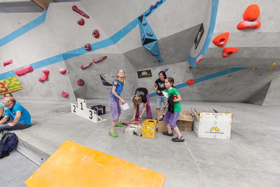 2014_Day_of_the_Boulder