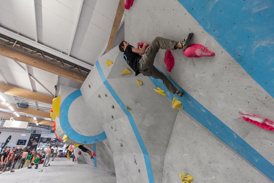 2014_Day_of_the_Boulder