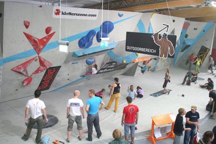 2012_Big_Fat_Bouldersession_1.Runde_meets_Hardmoves