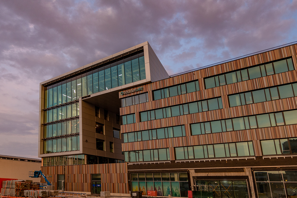 2019_Boulderwelt_München-Ost-Plaza-Gebäude