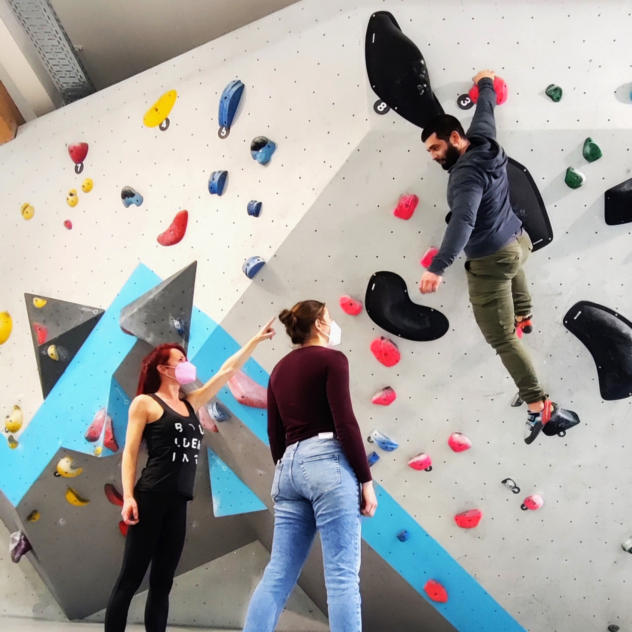 Stay safe - sicher und harmonisch bouldern in der Boulderwelt München Ost